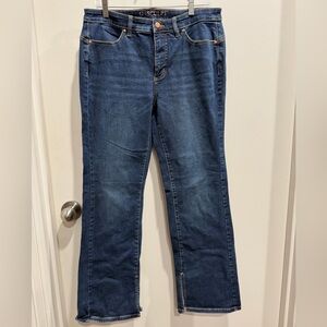 G - Sculpt by Giuliana Dark Blue Flare Jeans. NWT. 405 Canyon Wash size 14